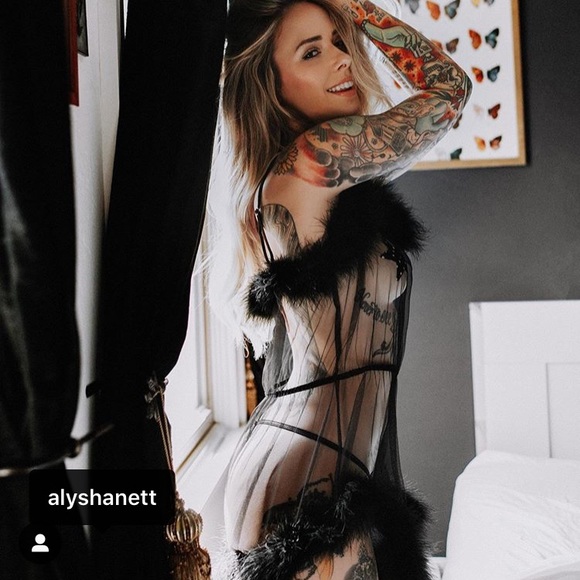 Savage X Fenty Marabou Romper NWT - Picture 5 of 8